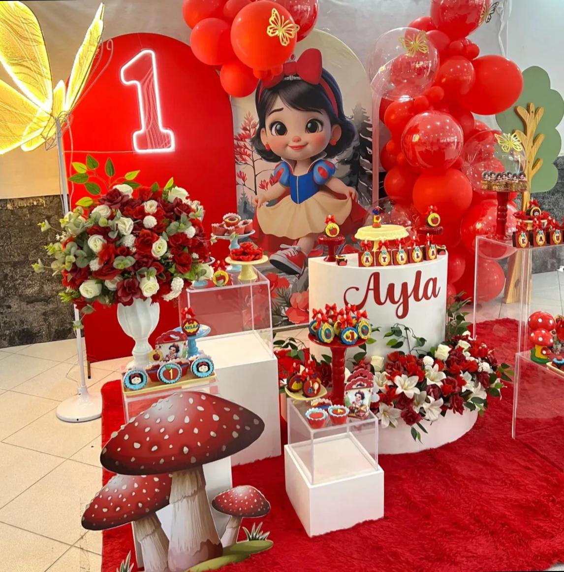 Festa com personagens